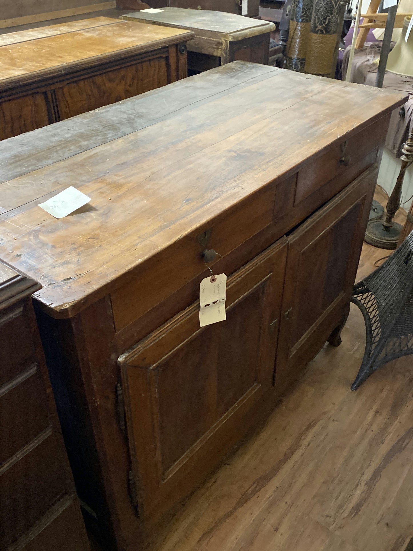 French Dresser