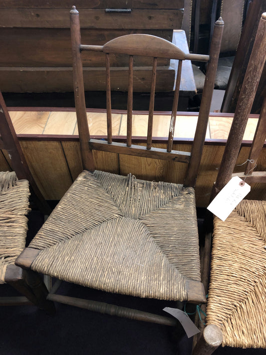 Shaker or Shaker Influence Chair