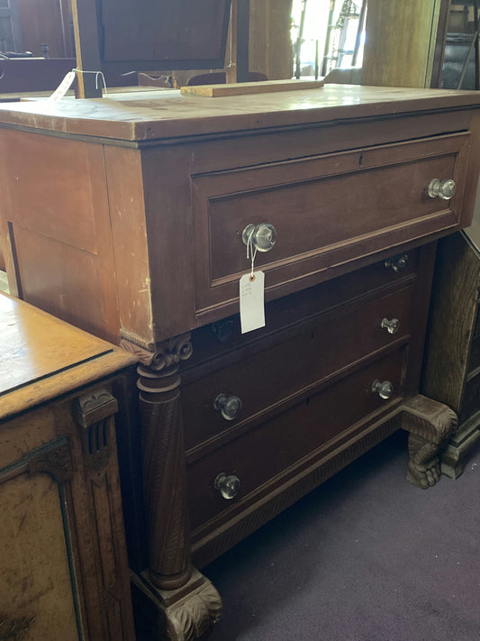 Dresser With Claw Feet