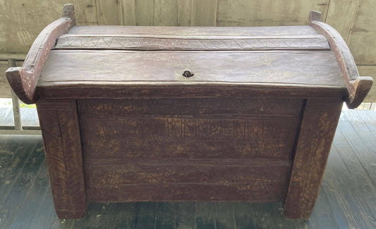 Chest With Curved Up Ends