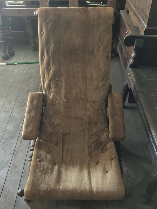 Reclining Upholstered Chair