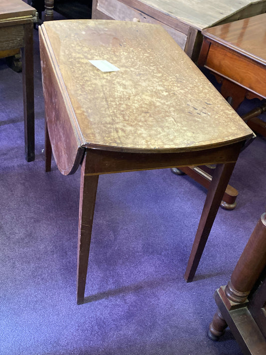 Dropleaf table