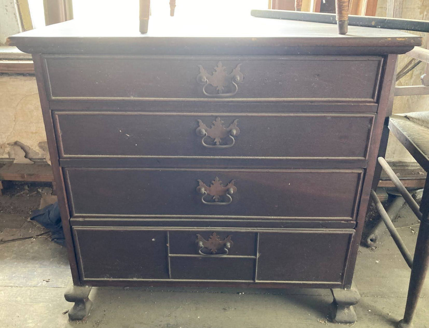 4-Drawer Chest