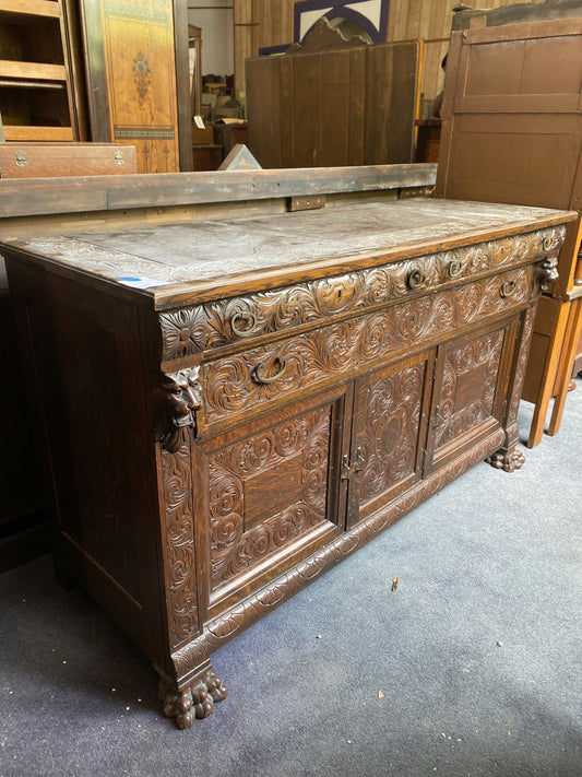 Dresser with Engraving